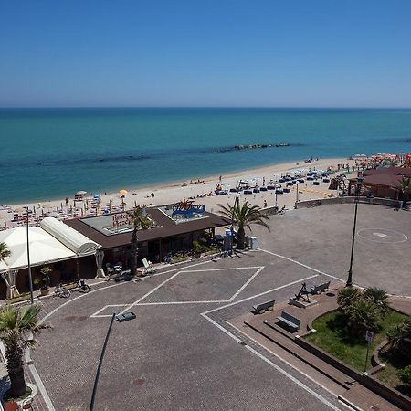 Hotel Bianchi Nicola Порто-Реканати Экстерьер фото