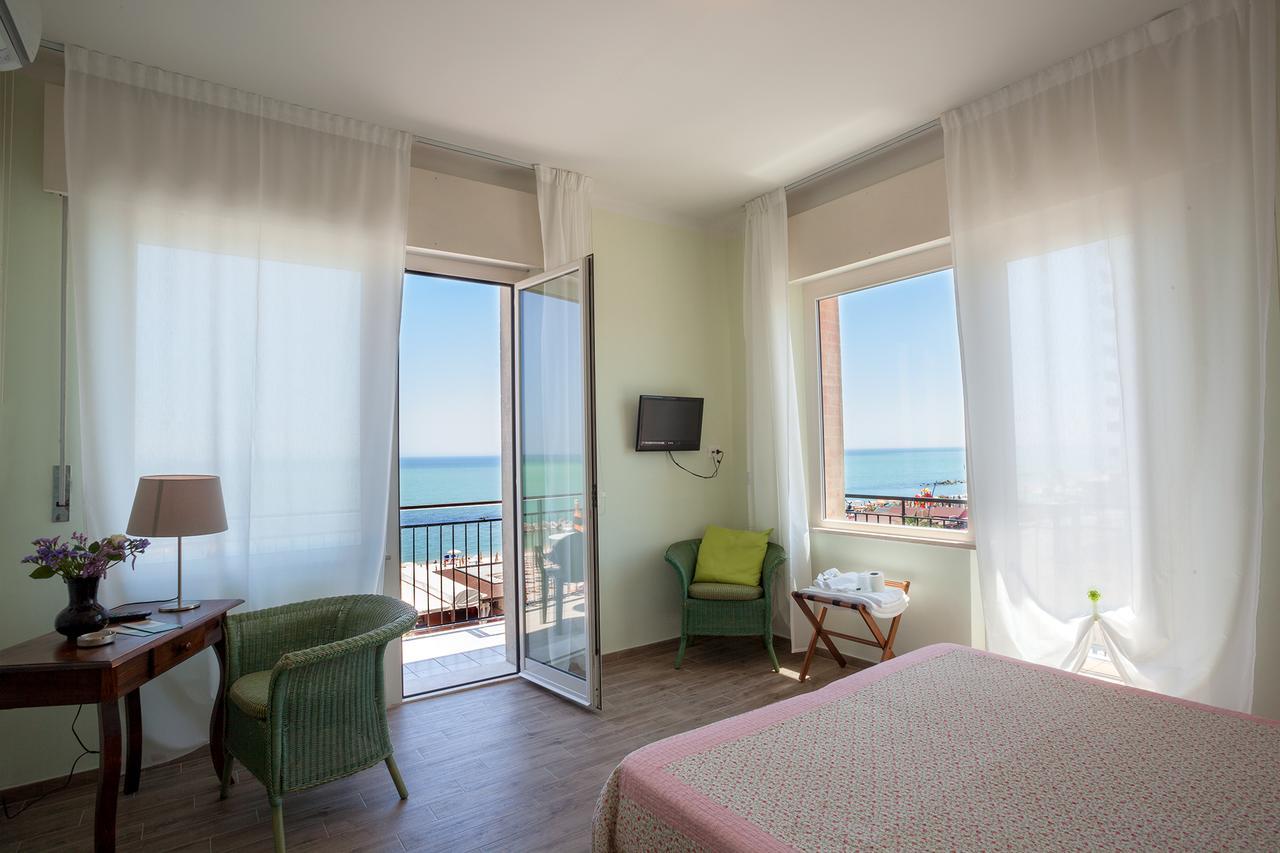 Hotel Bianchi Nicola Порто-Реканати Экстерьер фото