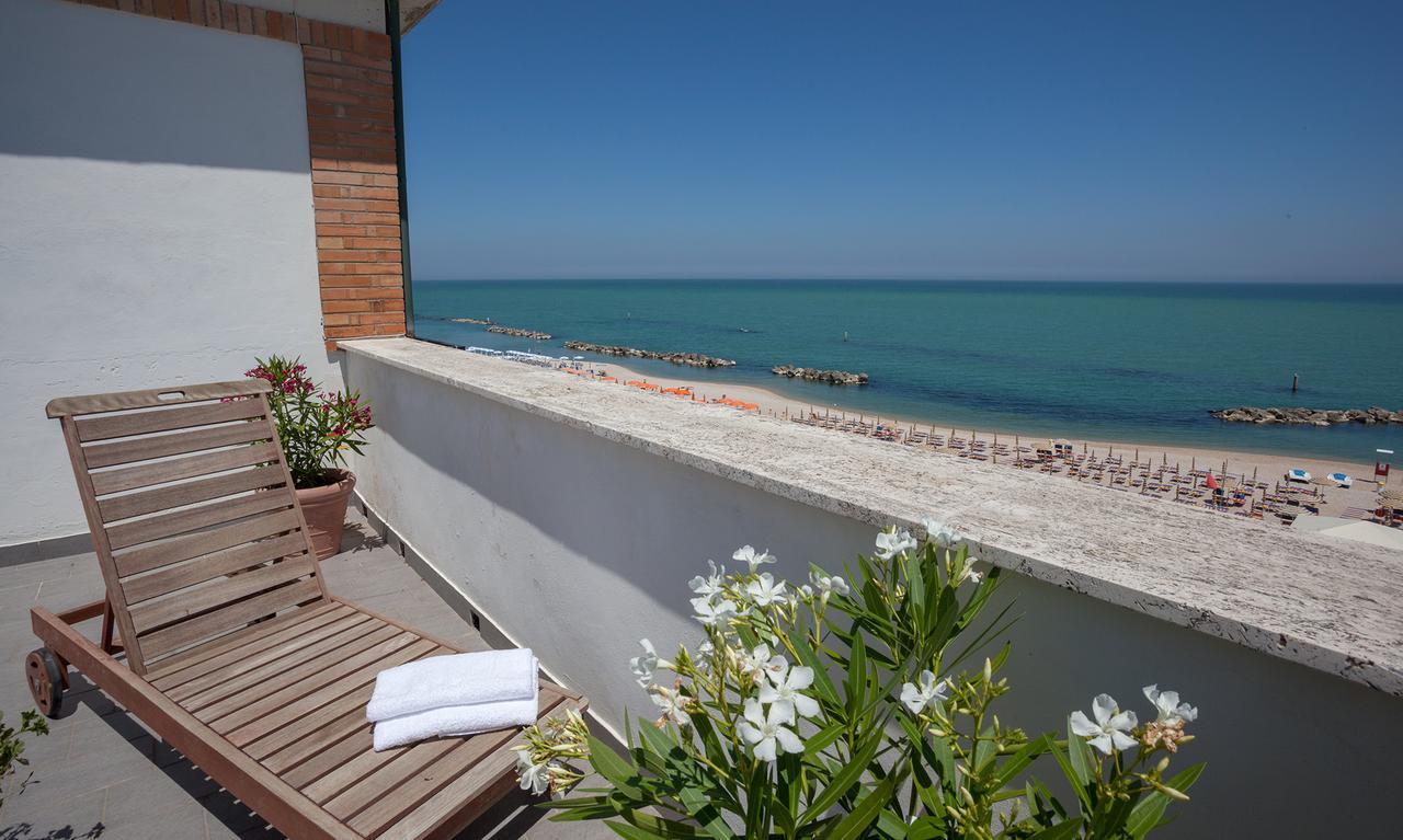 Hotel Bianchi Nicola Порто-Реканати Экстерьер фото